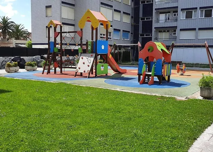 Reformado, A 2min De Playa, En La Mejor Zona. Apartamento Laredo